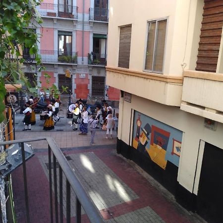 Acojedor Piso A Metros Del Pilar Y Plaza Espana 萨拉戈萨 外观 照片